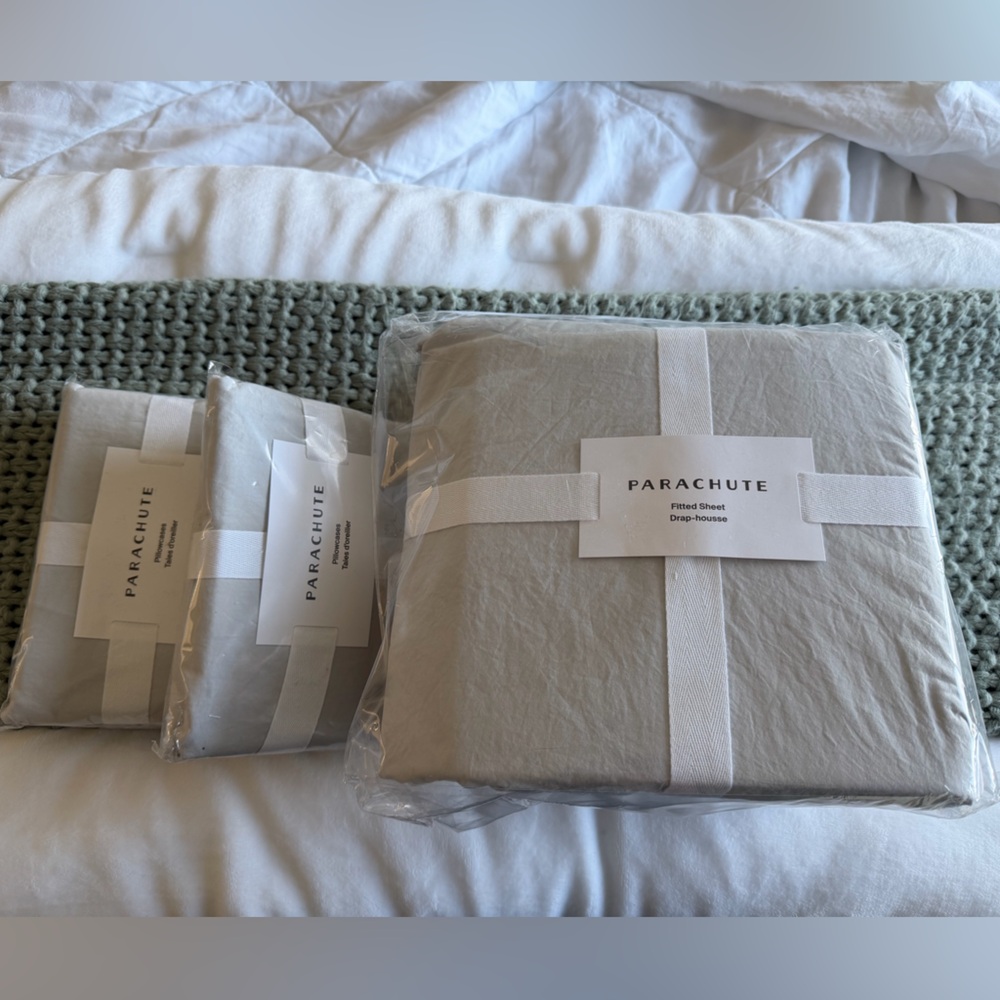 NWT Parachute Light Gray King Sheet Set